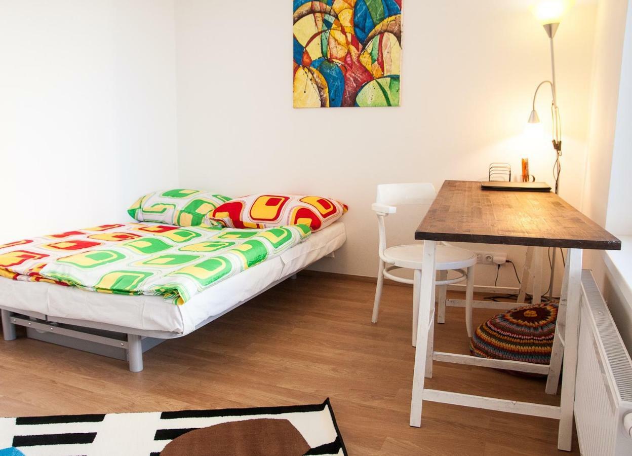 Prostorny 3 Pokojovy Apartman S Dvema Terasami Praag Buitenkant foto