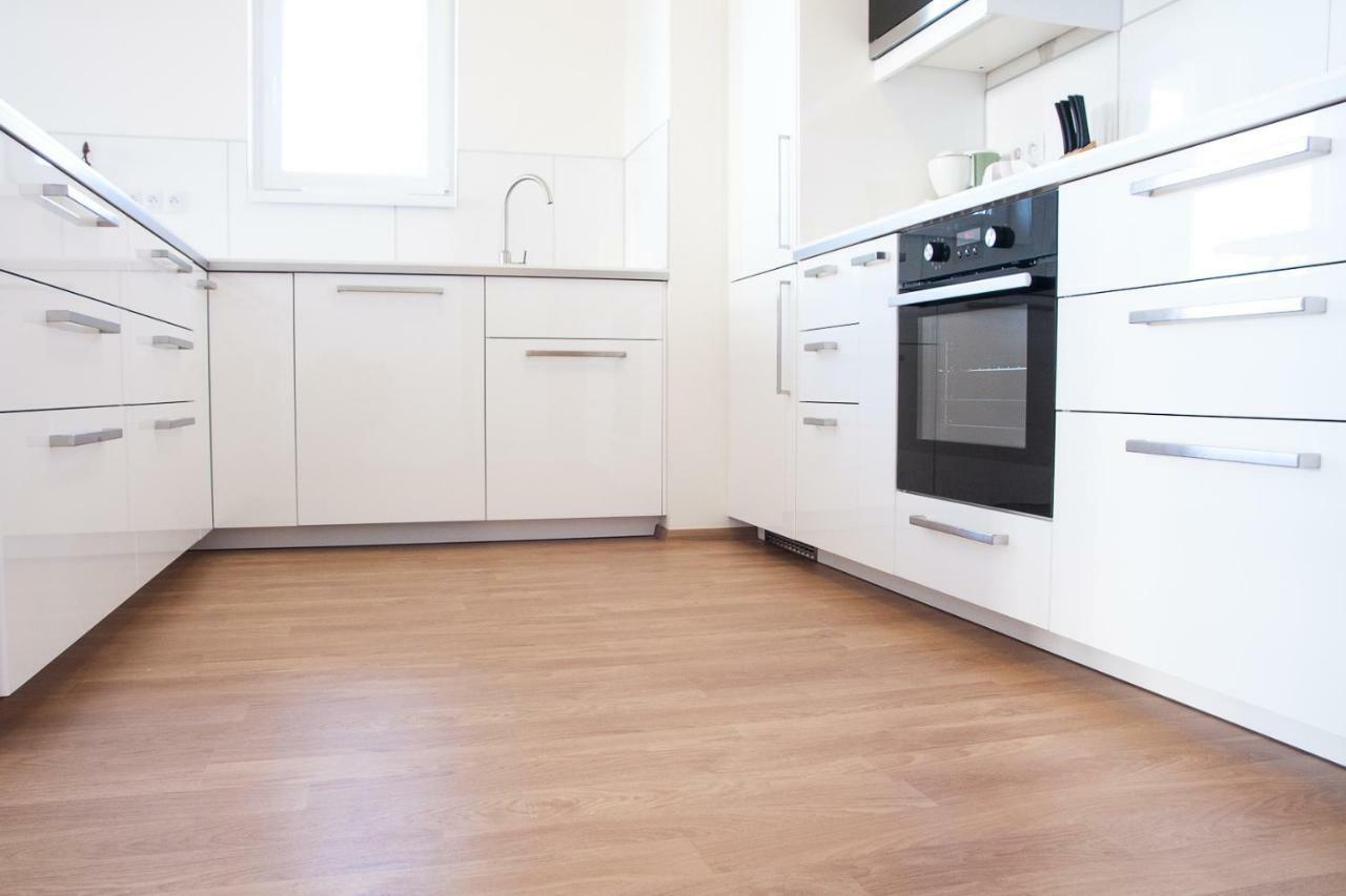 Prostorny 3 Pokojovy Apartman S Dvema Terasami Praag Buitenkant foto