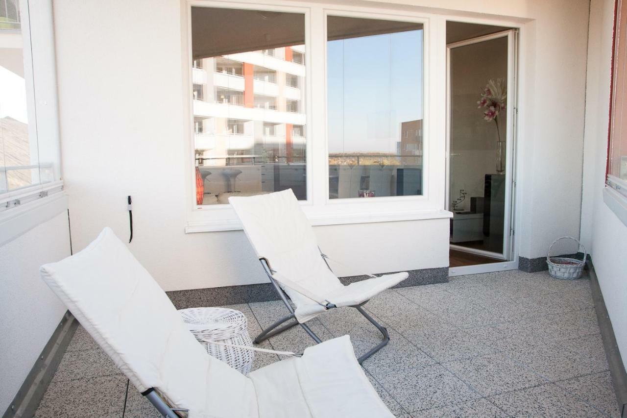 Prostorny 3 Pokojovy Apartman S Dvema Terasami Praag Buitenkant foto