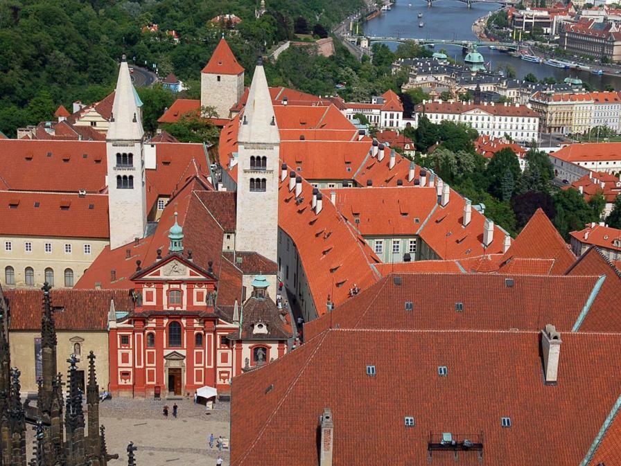 Prostorny 3 Pokojovy Apartman S Dvema Terasami Praag Buitenkant foto